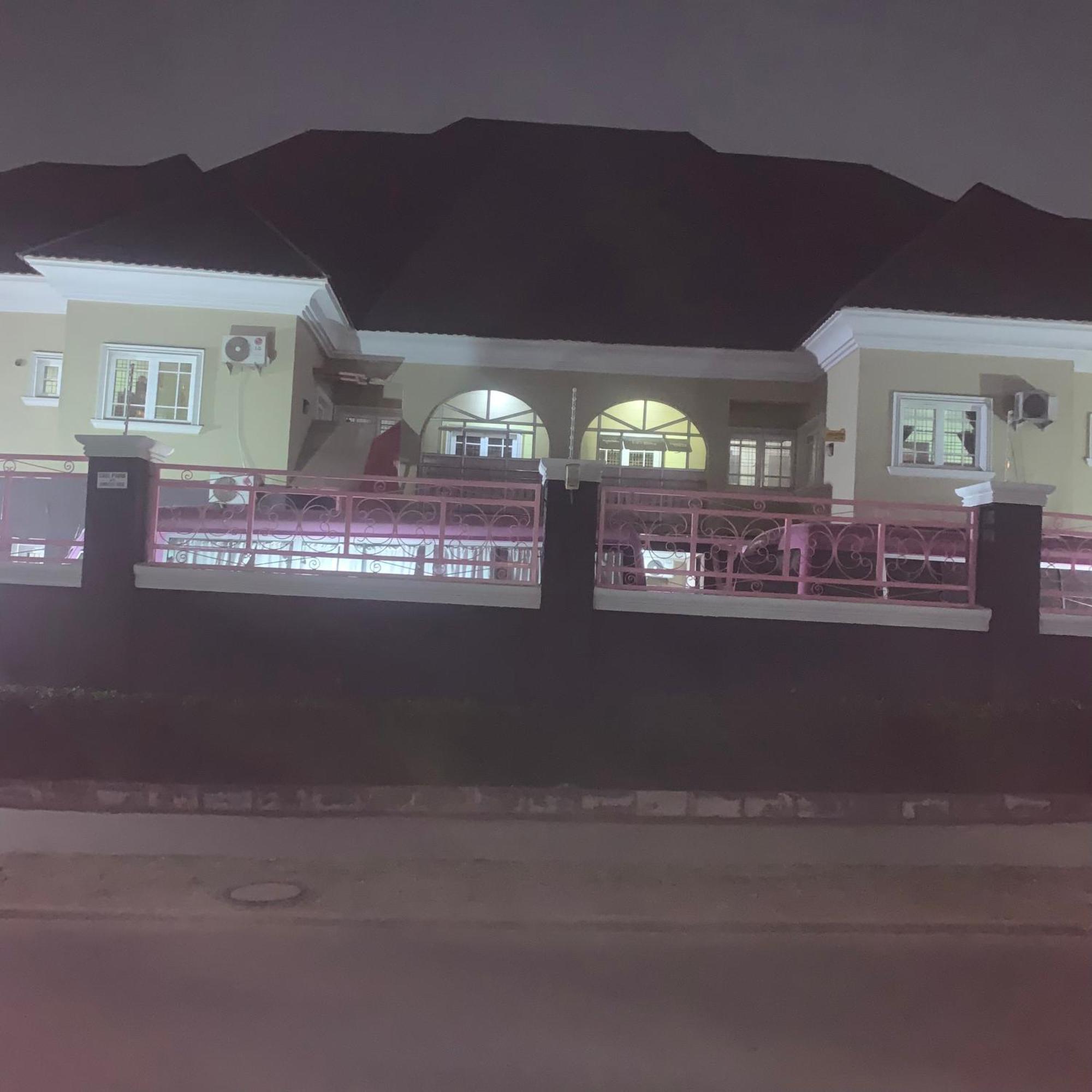 Health Plaza Abuja Lejlighedshotel Eksteriør billede