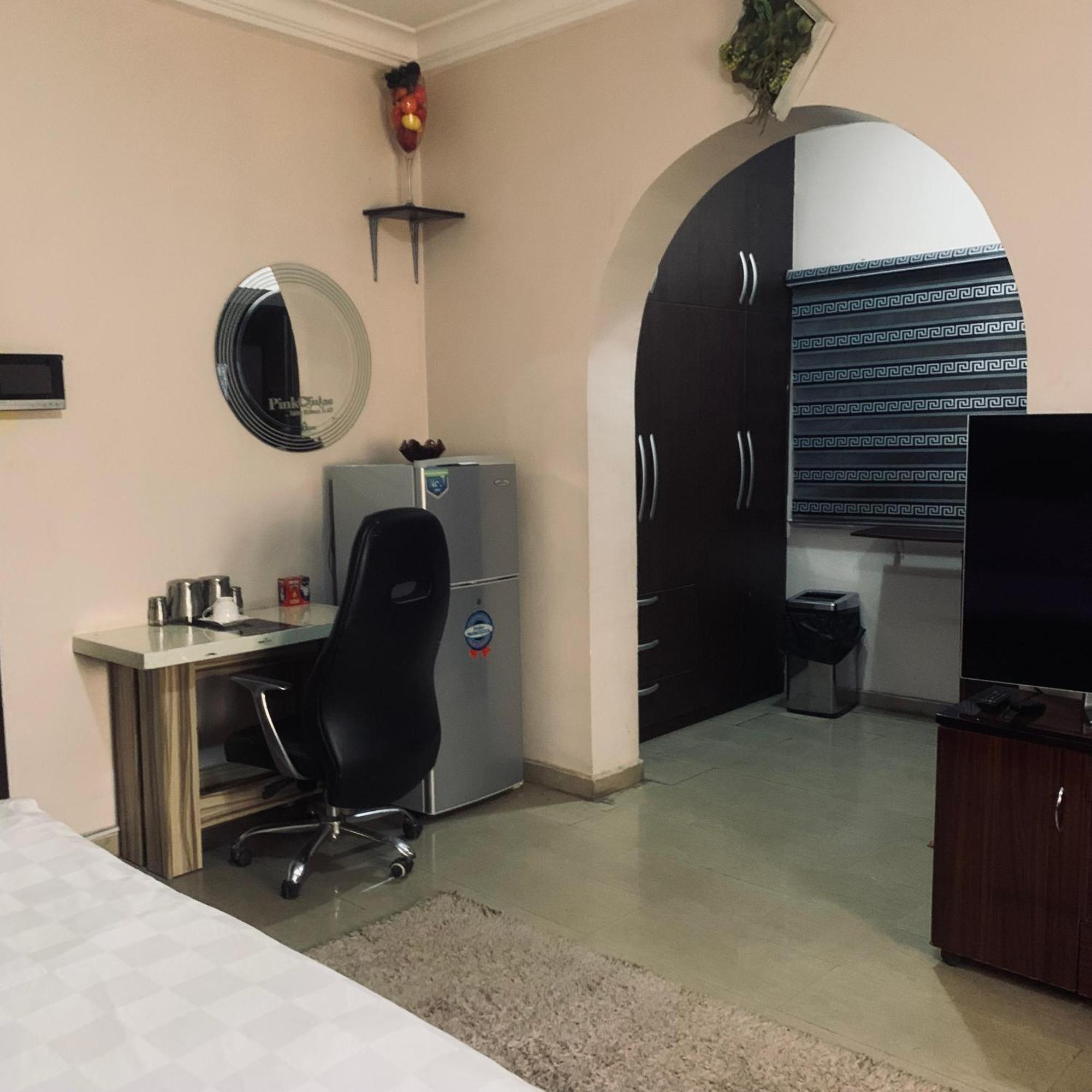 Health Plaza Abuja Lejlighedshotel Eksteriør billede
