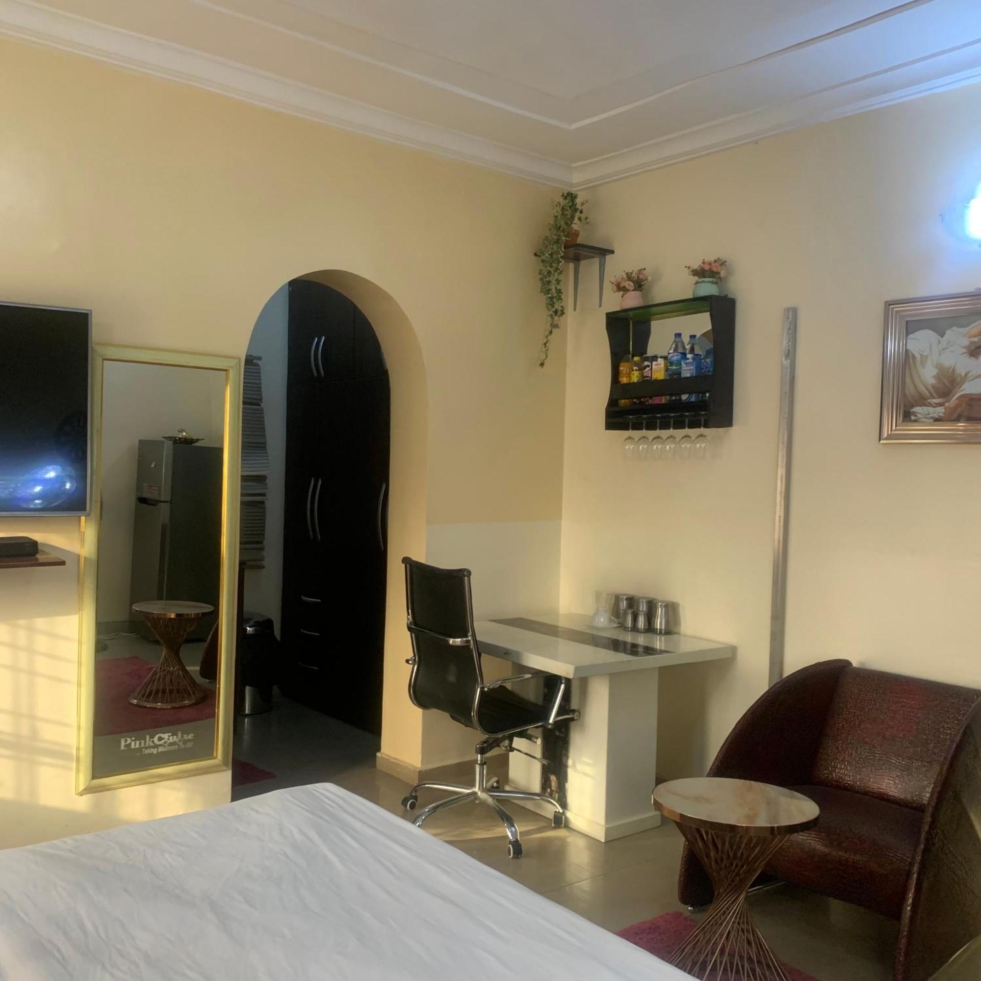 Health Plaza Abuja Lejlighedshotel Eksteriør billede