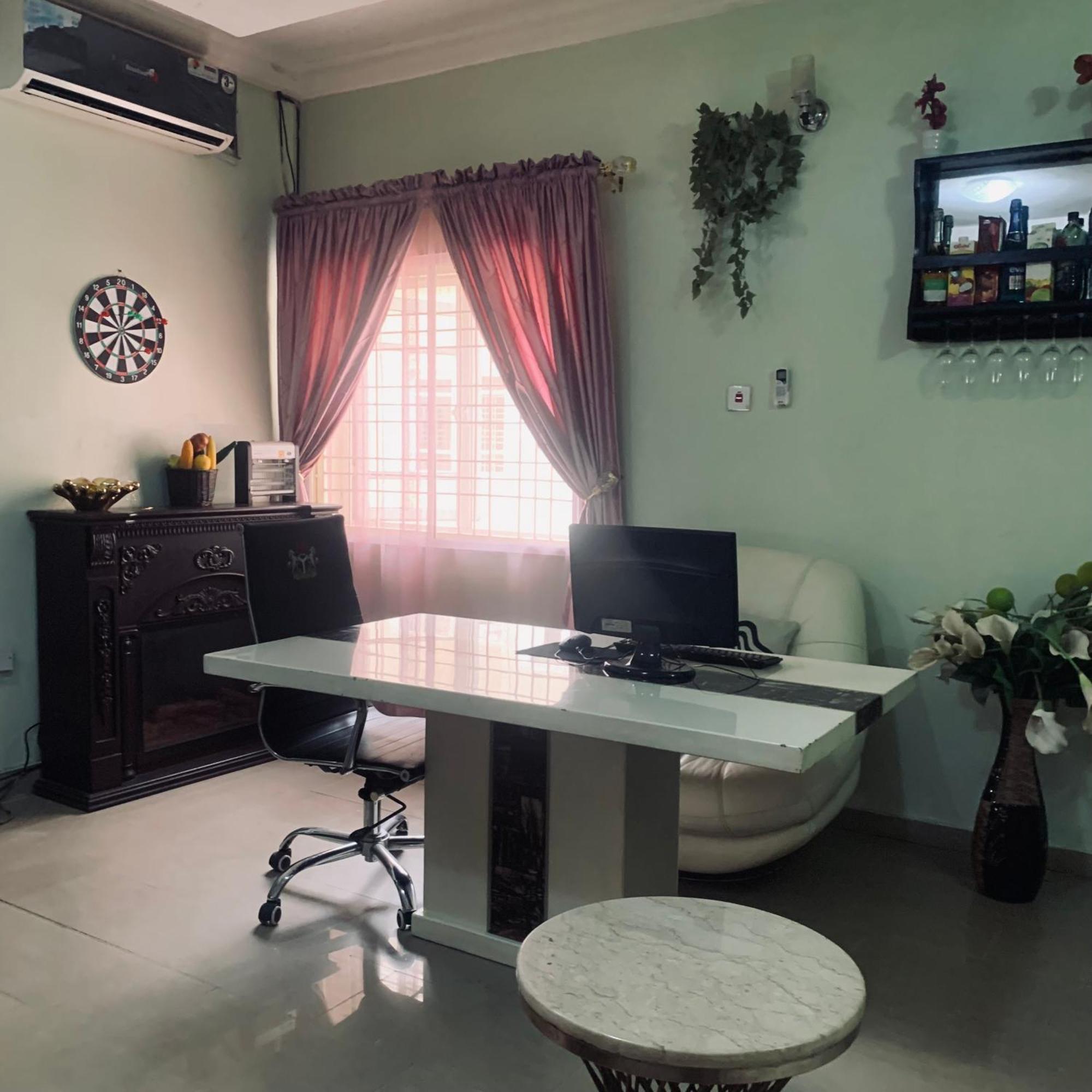 Health Plaza Abuja Lejlighedshotel Eksteriør billede